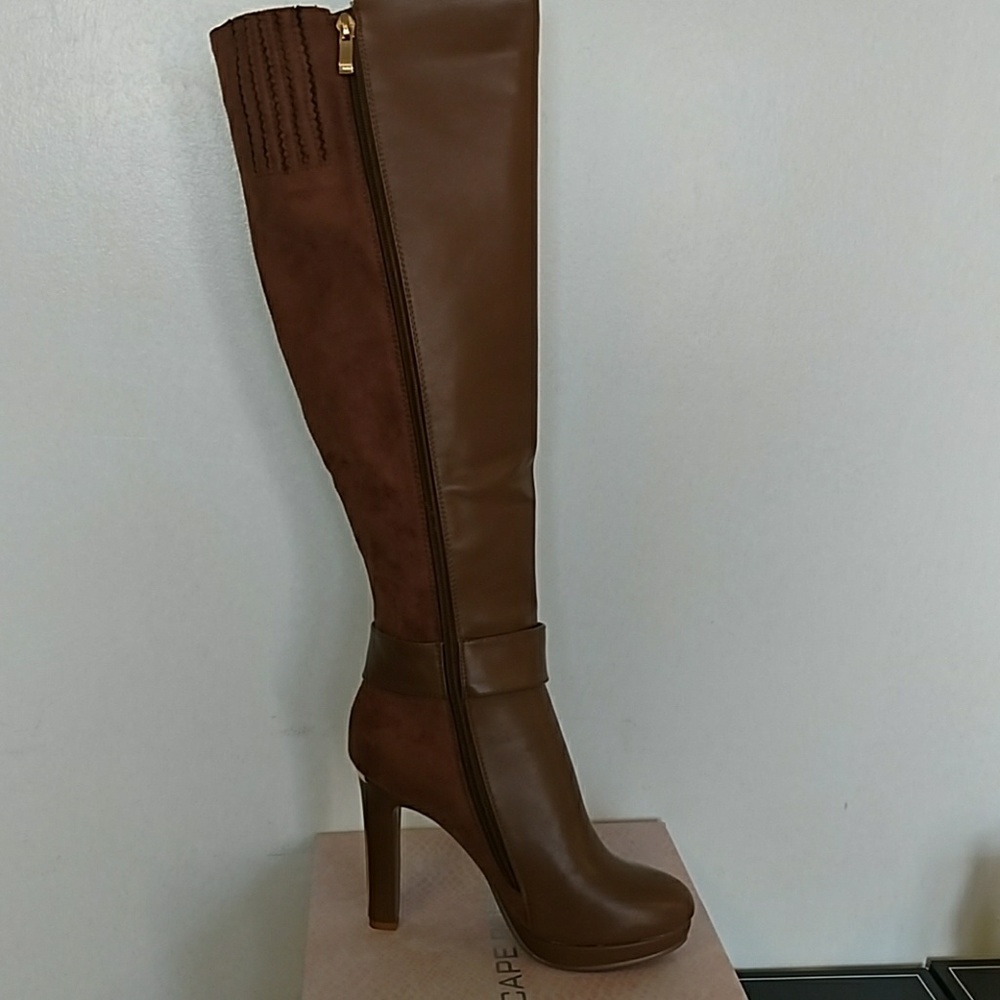 Knee Boot - Picture 8 of 8